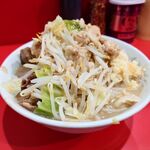 ラーメン二郎  - 小ラーメン 750円＋豚増し 150円