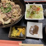 金牛 - まかない定食B