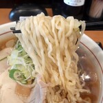 中華そば屋 馬場 - 自家製中太縮れ麺‥