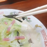 ちゃんぽん亭 一天愛 - 野菜少なめちゃんぽん  ¥770  きくらげ  リフト  ペンギンっぽい♡