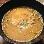 たけうち - カワハギのアラの味噌汁、〆の逸品！