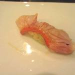 鮨 村上二郎 - 金目鯛の昆布〆