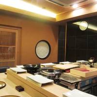 鮨 村上二郎 - 懐かしい店内