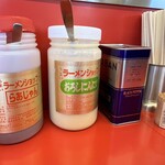 ラーメンショップ 椿 - お店調味料