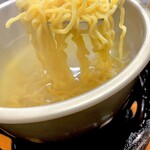 ジンギスカン羊はち - 北海道のこの製麺が大好き！！！