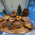 LESS by Gabriele Riva & Kanako Sakakura - 内観①