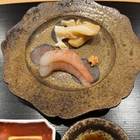 鮨 十兵衛 - 福井底引き天野バイ貝、甘海老、海老味噌　