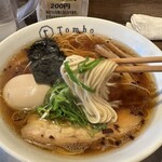 Tombo - 味玉醤油の旨味ソバ（1,400円）