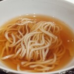 肉屋 田中 - 神戸牛のコンソメラーメン