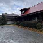 食道やま - 駐車場