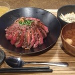 佰食屋 - ステーキ丼定食