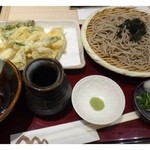 Kyoushun - 野菜天ざるそば（10５０円＋外税です）・・野菜天ぷらとざるそばのセット。 