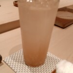 鮨 銀座 おのでら - 完熟もも酒のソーダ割り