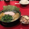 家系ラーメン 稲葉家