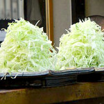 とんかつ赤城 - キャベツ