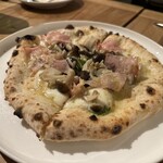 フラット - きのこと生ハム