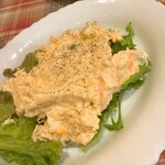 ビストロ アン ファミーユ - ⑦スモークサーモンとポテトサラダ