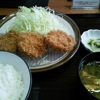 とんかつ まい泉 青山本店 - ヒレひとくちカツ定食９９０円。