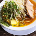 自家製麺 ら～めん かり屋 - バターも然り