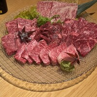 個室 炭火焼肉 有田牛 本店 - 