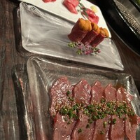 牛牛 西麻布 総本店 - 