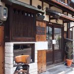 センプリチェ - 外観