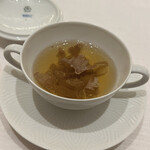 CHIUnE - 白トリュフのスープ