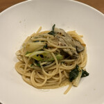 コマツ堂 - 牡蠣と大仁田ネギのペペロンチーノ