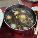 食楽苑 - ラーメンスープ的なもの。熱くて美味しい。