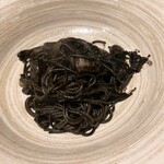 イタリアンバジル - イカ墨のペペロンチーノ