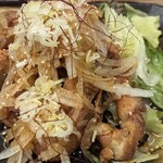 肉汁餃子のダンダダン - パリパリ油淋鶏