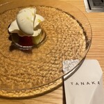 275457363 - 季節のフルーツとマスカルポーネのクリーム