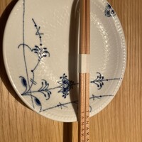 TANAKA YAKINIKU RESTAURANTE - 先の細いお箸で、とても食べやすかったです