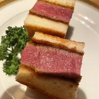 TANAKA YAKINIKU RESTAURANTE - この厚みでも噛み切れます