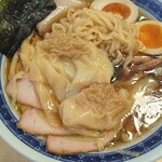 白河手打ち麺 ひかる - チャーシューワンタン麺＋味玉、穂先メンマ
