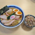 白河手打ち麺 ひかる - チャーシューワンタン麺＋味玉、穂先メンマ＆まかない丼