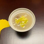 徳ㇵ本也 - 蕪のすり流し　中身は鱈の白子　ナメコ　銀杏