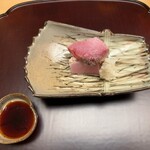 徳ㇵ本也 - 寒鰤の炭火焼き