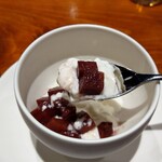 馳走西健一 - 静岡の次郎柿を赤ワインでコンポート