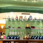 北京料理桂蘭 - カウンターから見た内観(ディスプレイ)です(o^^o)