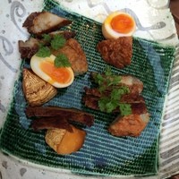 魚斉 - 自家製の燻製（グランドメニューから）
