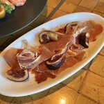 CRAFT BEER HOUSE molto!! - 完熟いちじくと熟成生ハム/858円♪