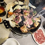 赤磚成吉思汗俱樂部 南7條店 - 