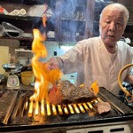 同心亭 - 上ハラミをブランデーでフランベ！