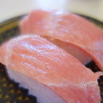 はま寿司 - まぐろはらみ（￥100）本日はトロの風味抜群ですが、日によって印象はかなり違います。