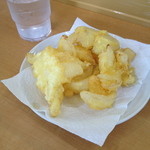 留さんうどん - 14年5月。タマネギ天。