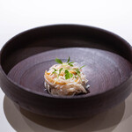 レストラン オオツ - 2024.12 金沢産加能ガニ解し身 フランス産シャントレル茸