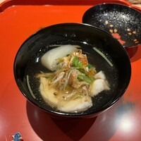 祇園 にしかわ - ④椀物 聖護院大根とクエの沢煮椀