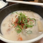 老虎苑 - 大好きな唐辛子を多めにふりかけます