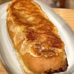 焼きたてパン工房 かえでの木 - カリカリチーズパニーニ400円！